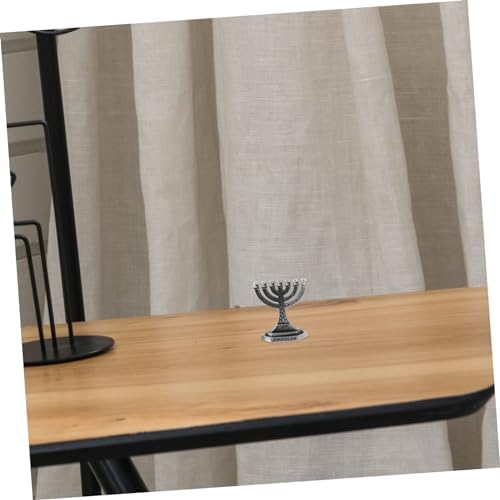 Retro Zinc Alloy Candlestick Holder for Taper Candles