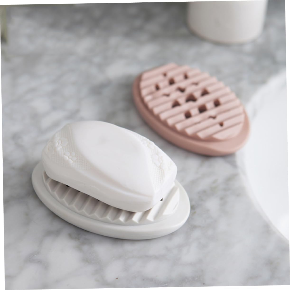 Ciieeo Oval Silicone Soap Dish Drainer Holder