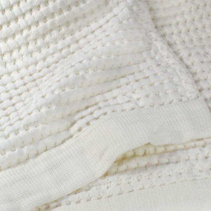 Gilden Tree Waffle Towels - Cream Set of 2