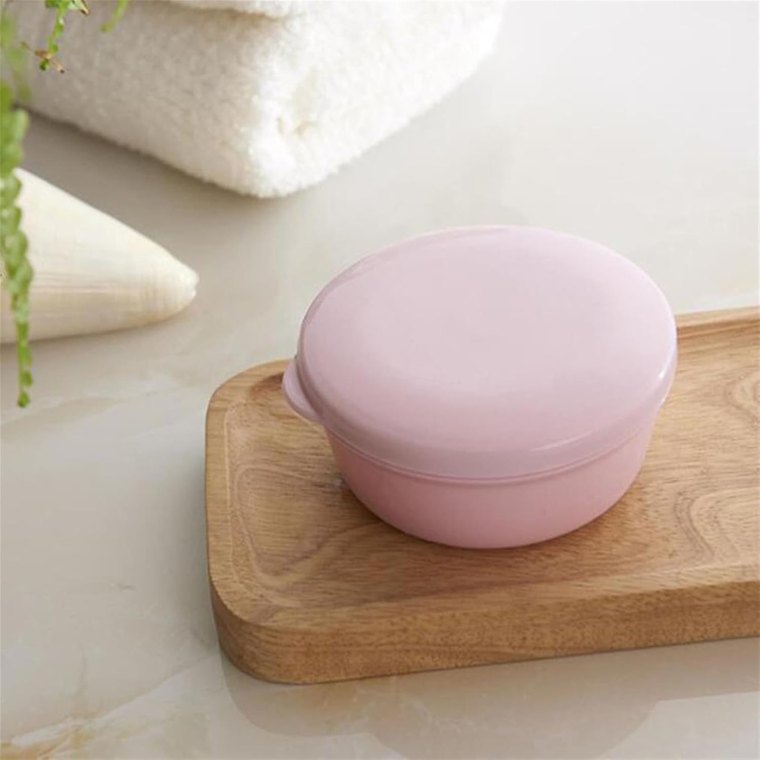 Portable Soap Dish with Lid for Travel and Home Use Pink
