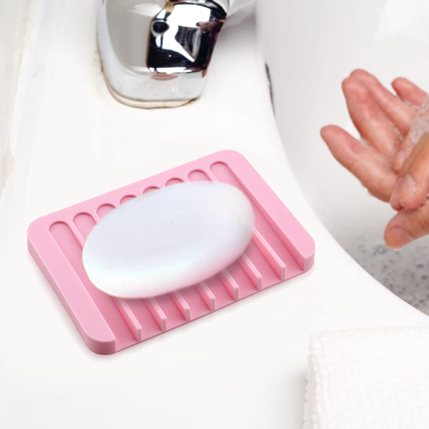 DNIEBW 2Pcs Silicone Soap Holder with Waterfall Design