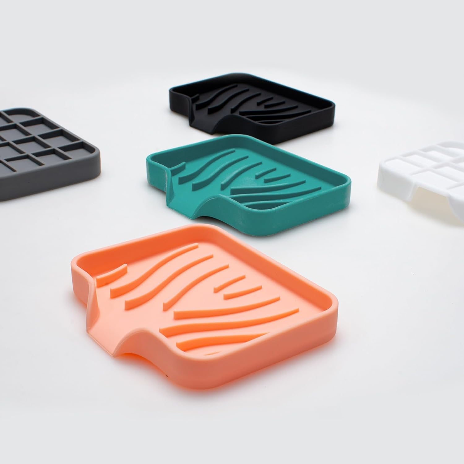 Silicone Soap Dish Self-Draining Holder - Durable Elegant Black
