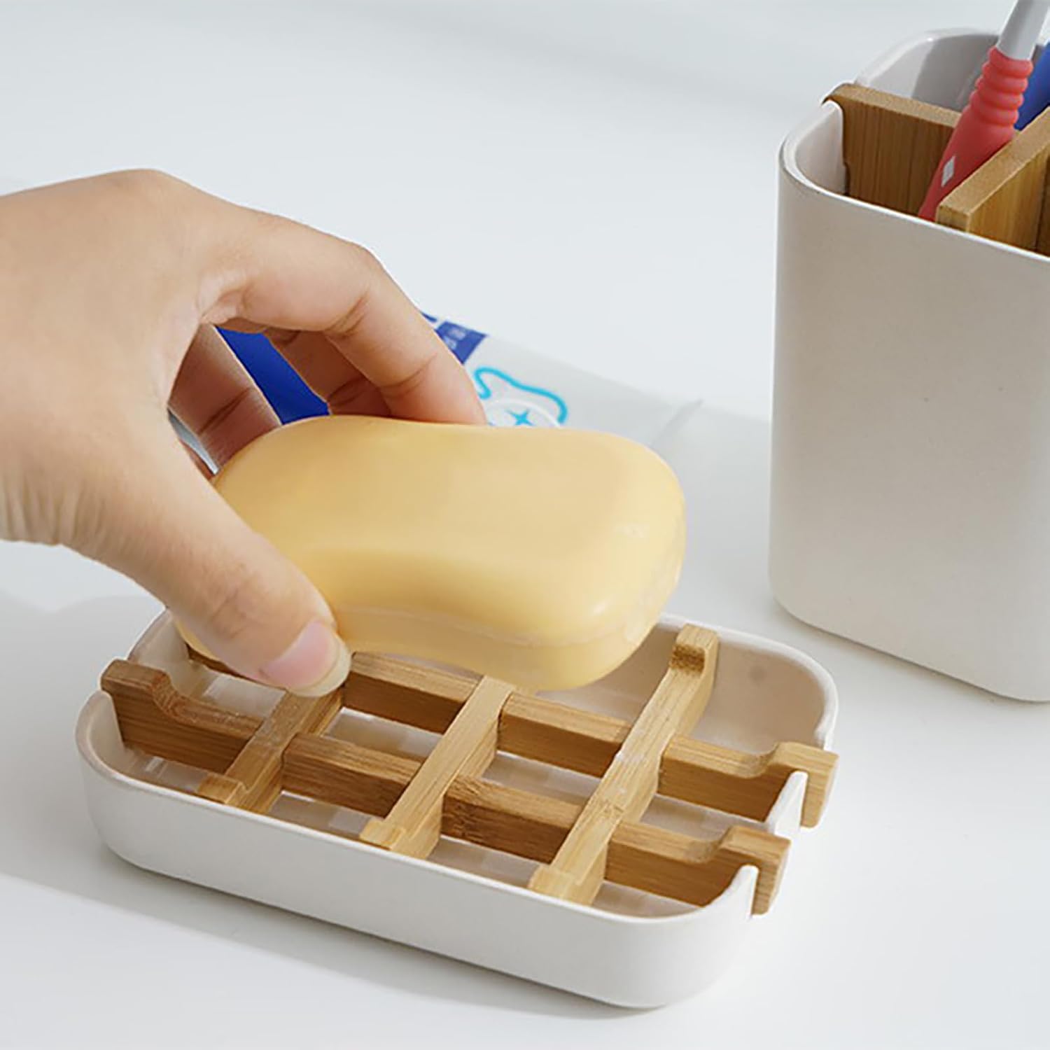 Portable Soap Dish with Wooden Holder and Drainage Tray
