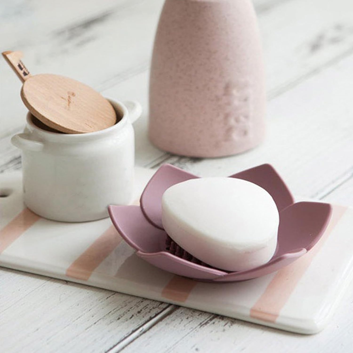 Curfair Pink Lotus Soap Dish with Non-Slip Base
