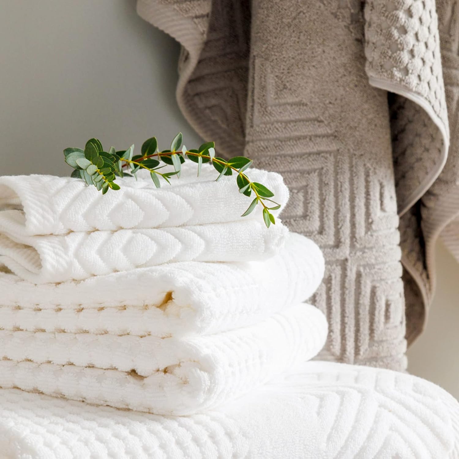 TexereSilk Organic Cotton Diamond Jacquard Towel Set - 700 GSM Ultra Soft Luxury