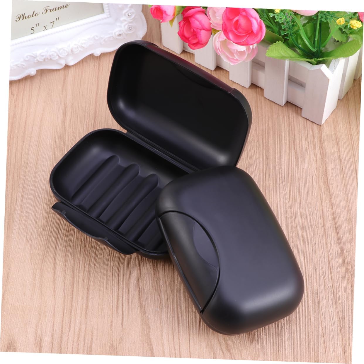 ULTECHNOVO Lockable Leakproof Soap Case for Travel
