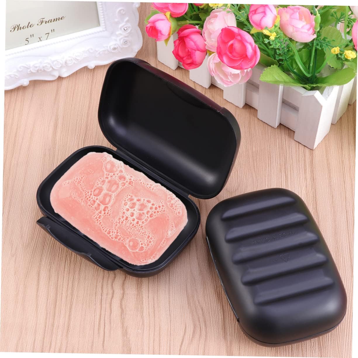 SOLUSTRE Portable Soap Case with Lock for Travel Hiking