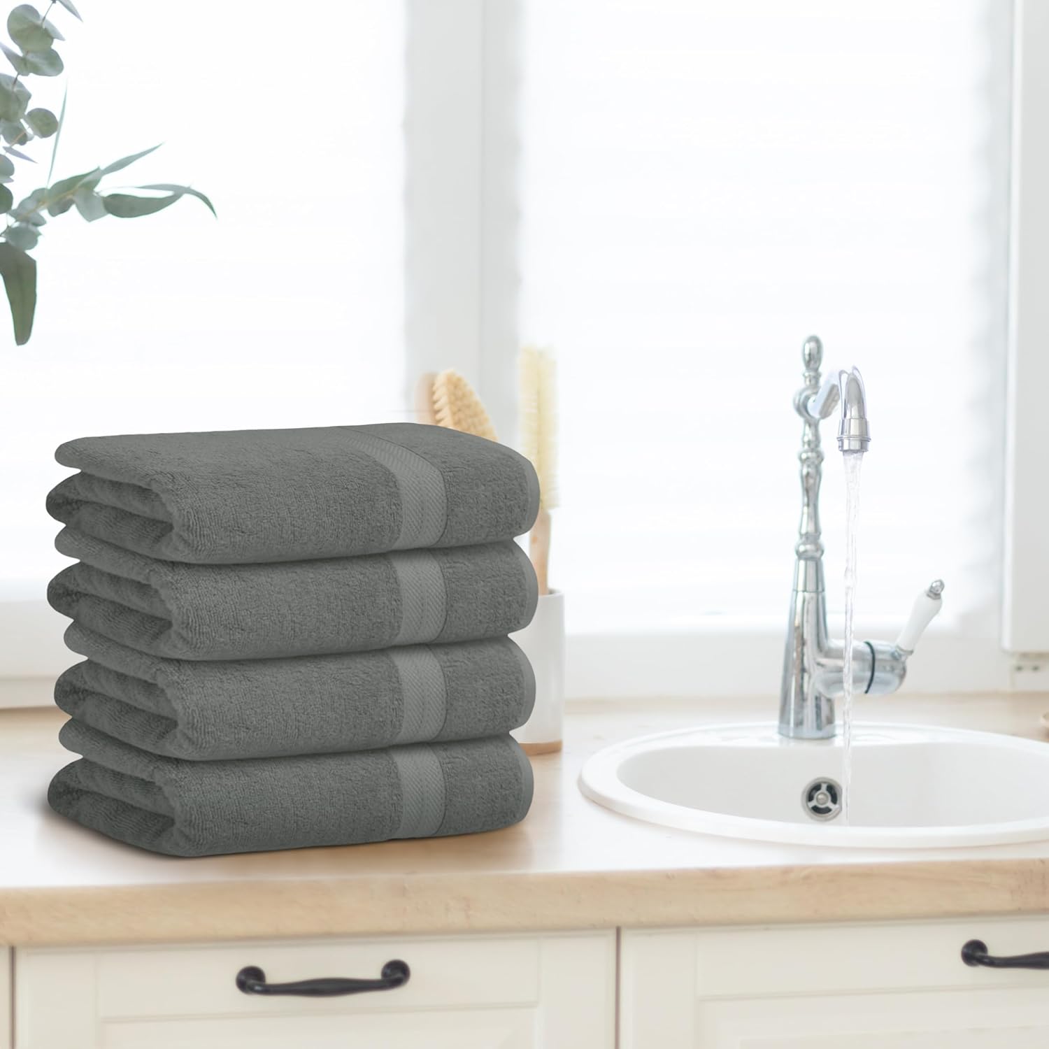 Avalon Towels Pack of 4 Bath Towels 27x54 Inches Grey