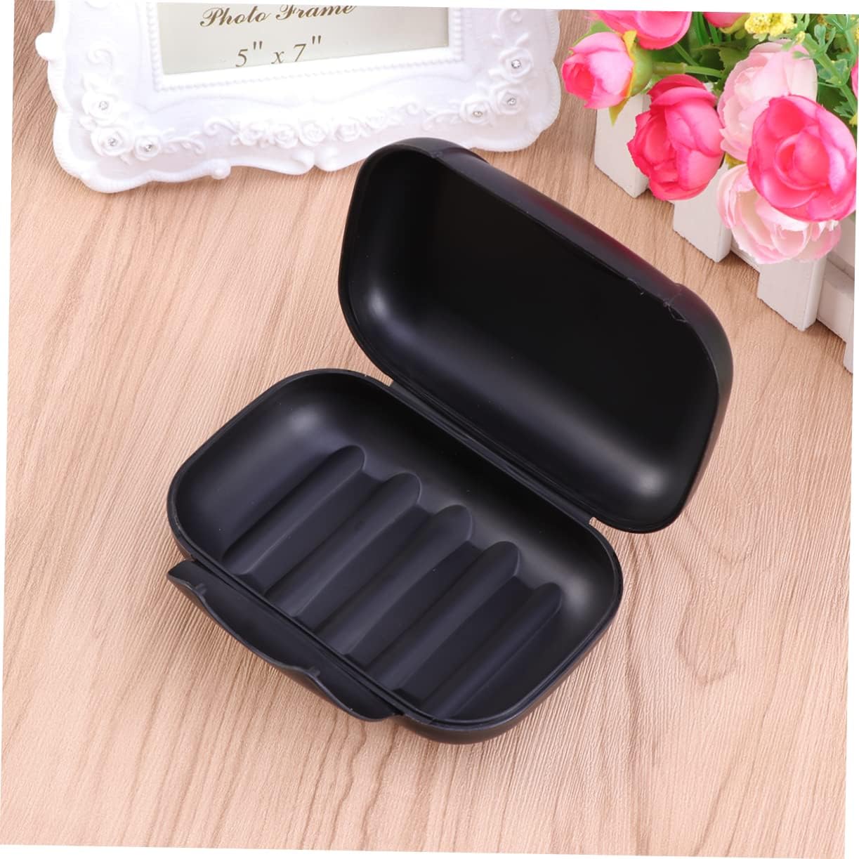 ULTECHNOVO Lockable Leakproof Soap Case for Travel