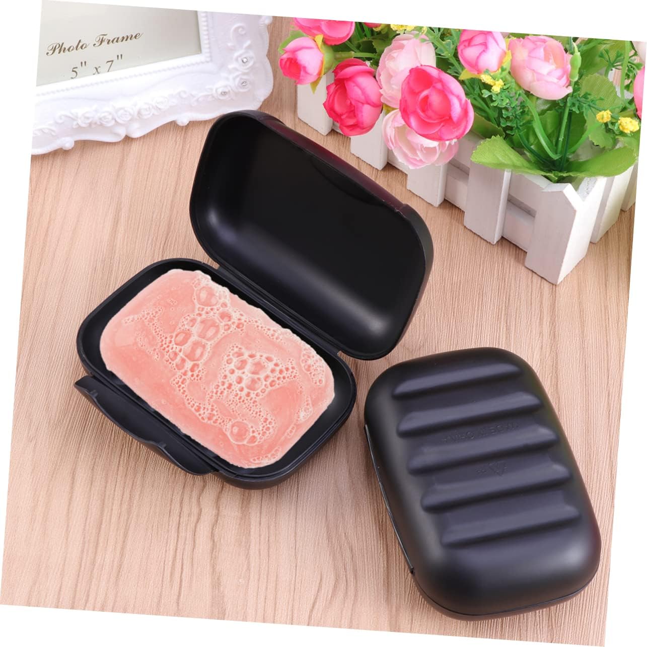 ULTECHNOVO Lockable Leakproof Soap Case for Travel