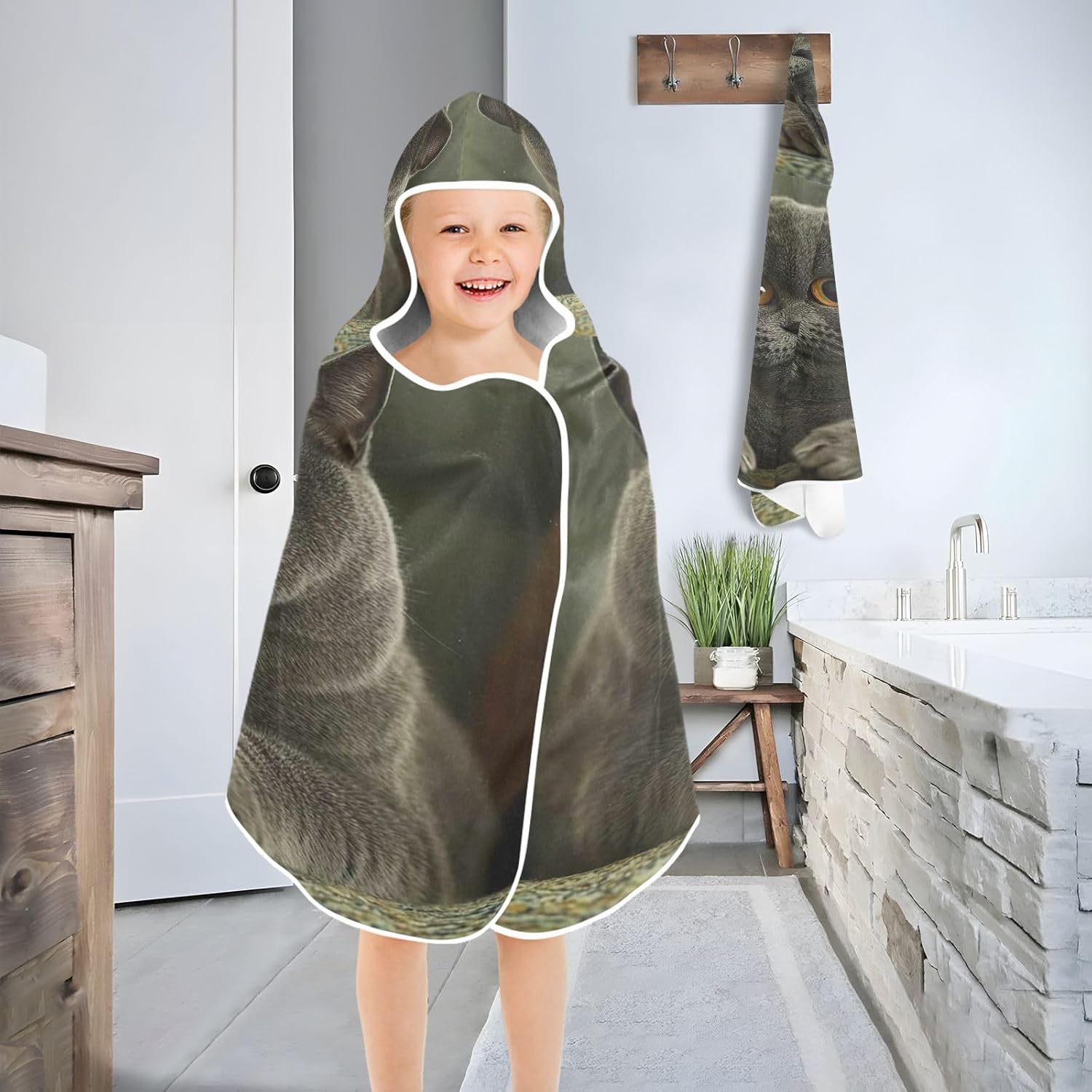 CHIFIGNO Fat British Shorthair Cat Toddler Bath Towel