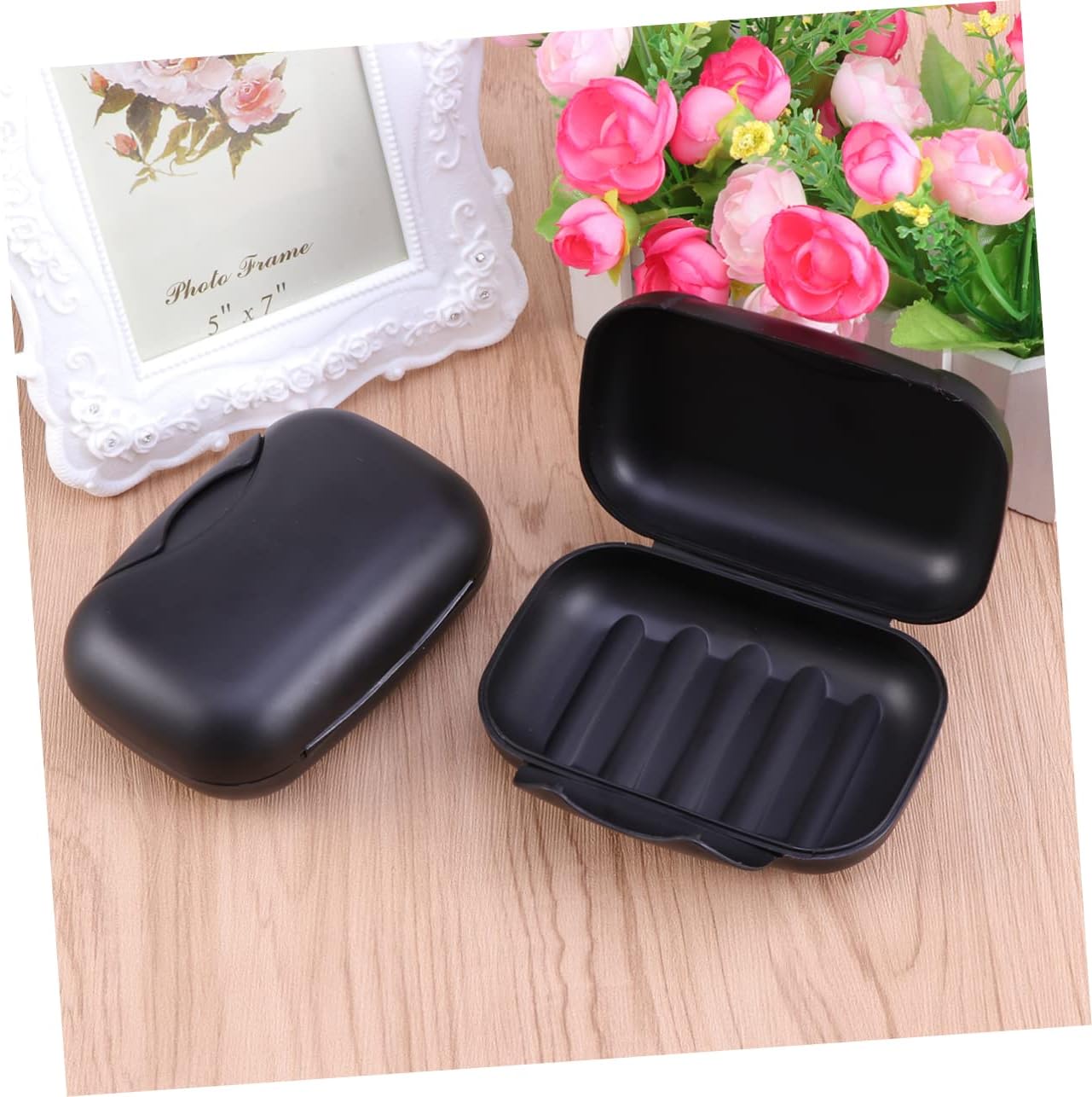 Zerodeko Portable Leakproof Soap Dish with Lock Black