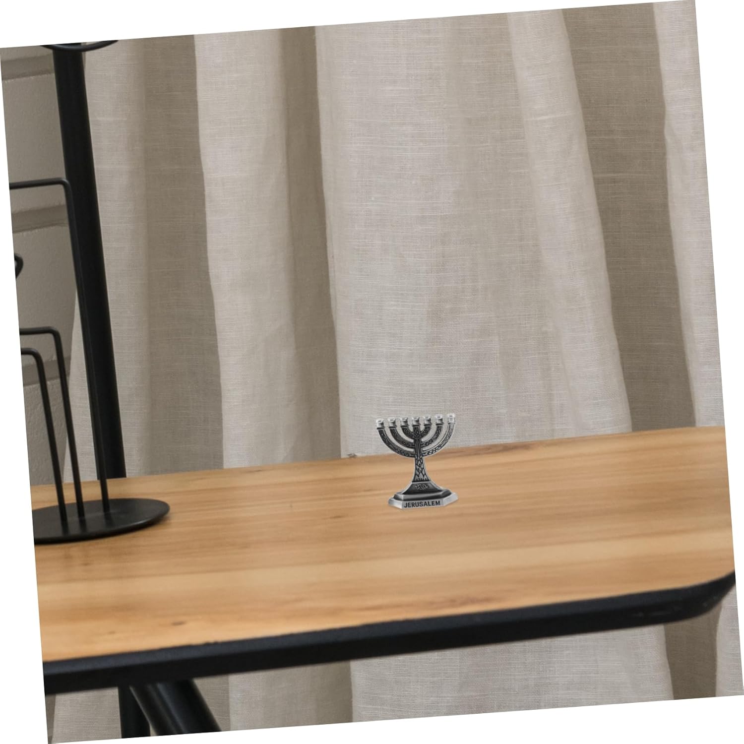 Retro Zinc Alloy Candlestick Holder for Taper Candles