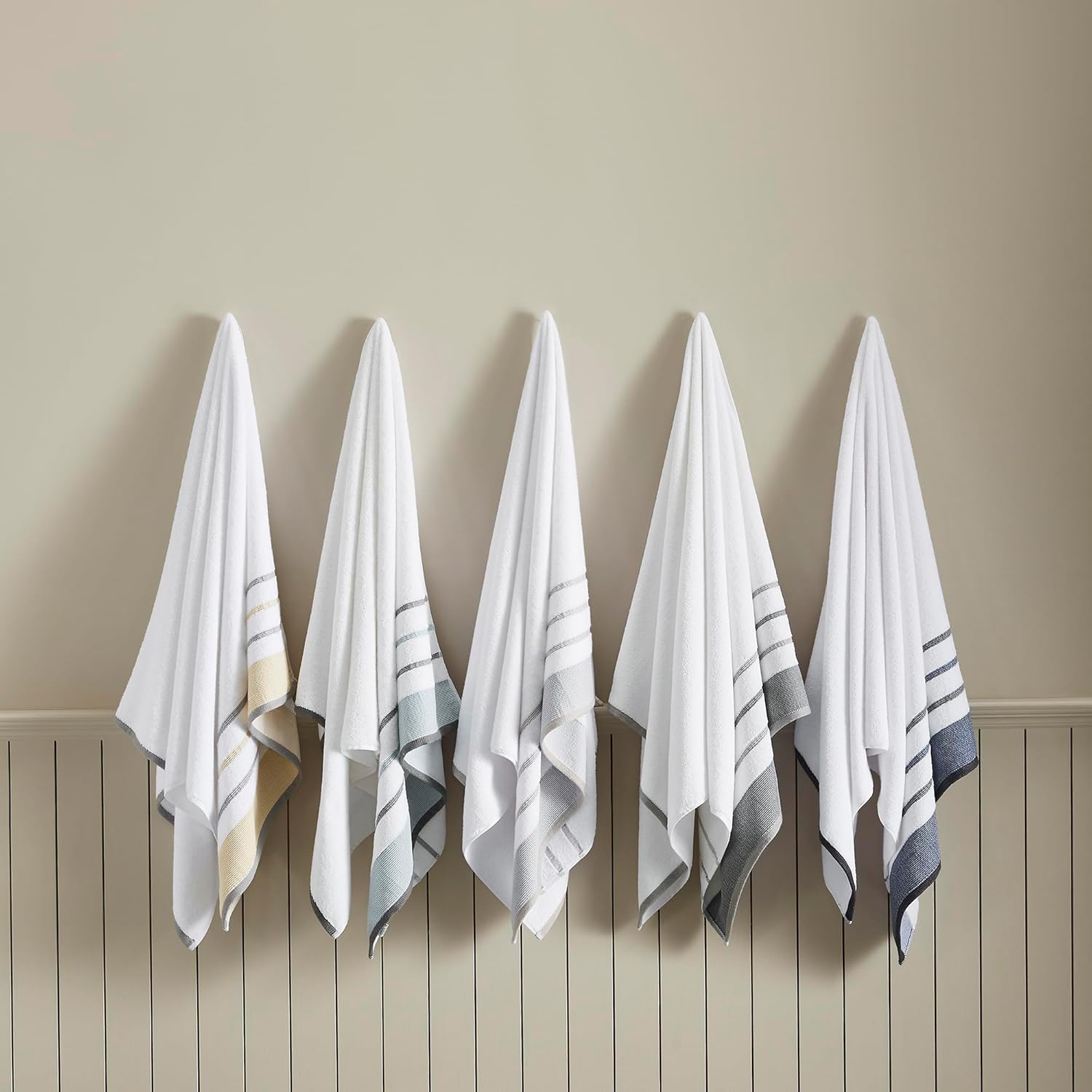 Great Bay Home Decorative Bath Towel Set 4 Pack