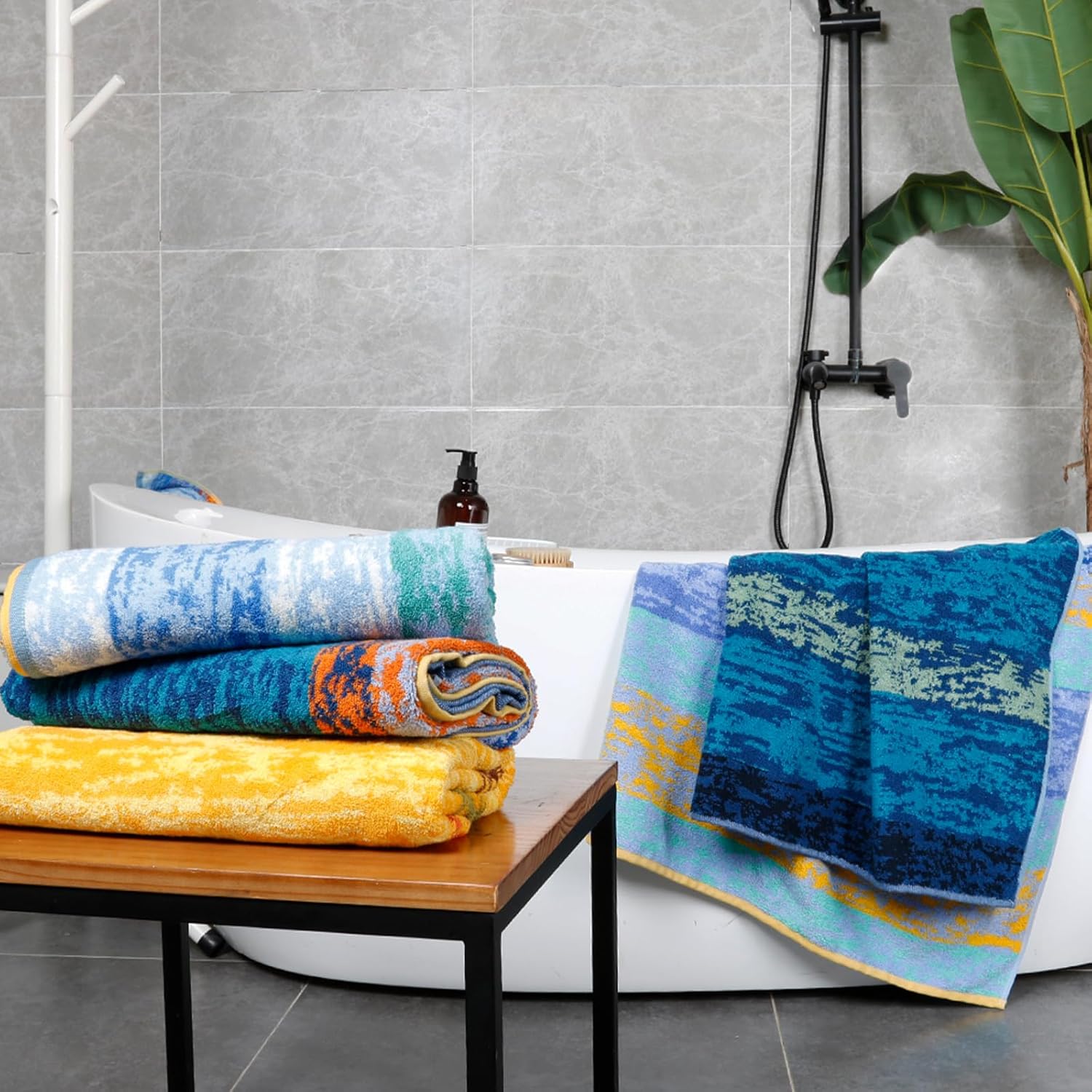 SEMAXE 6-Piece Colorful Bathroom Towel Set