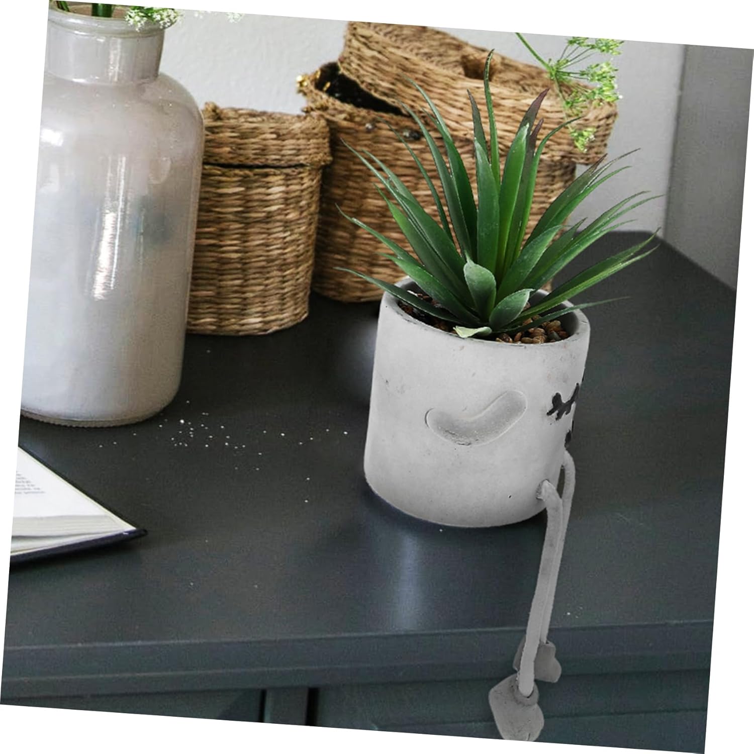 PRETYZOOM Artificial Bonsai with Hanging Leg Design 1