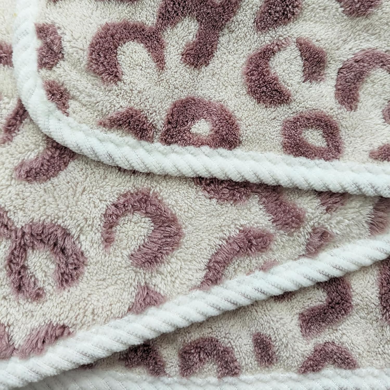 USTIDE Light Purple Leopard Print Bathtowel Set 3 Pieces