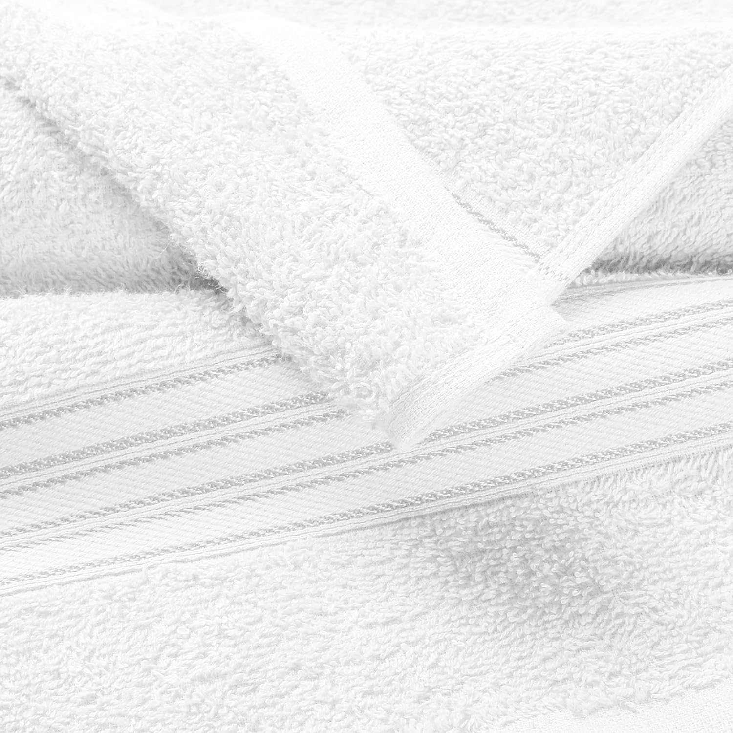 BOUTIQUO 2 Pack Bath Towel Set 28x55 Inches