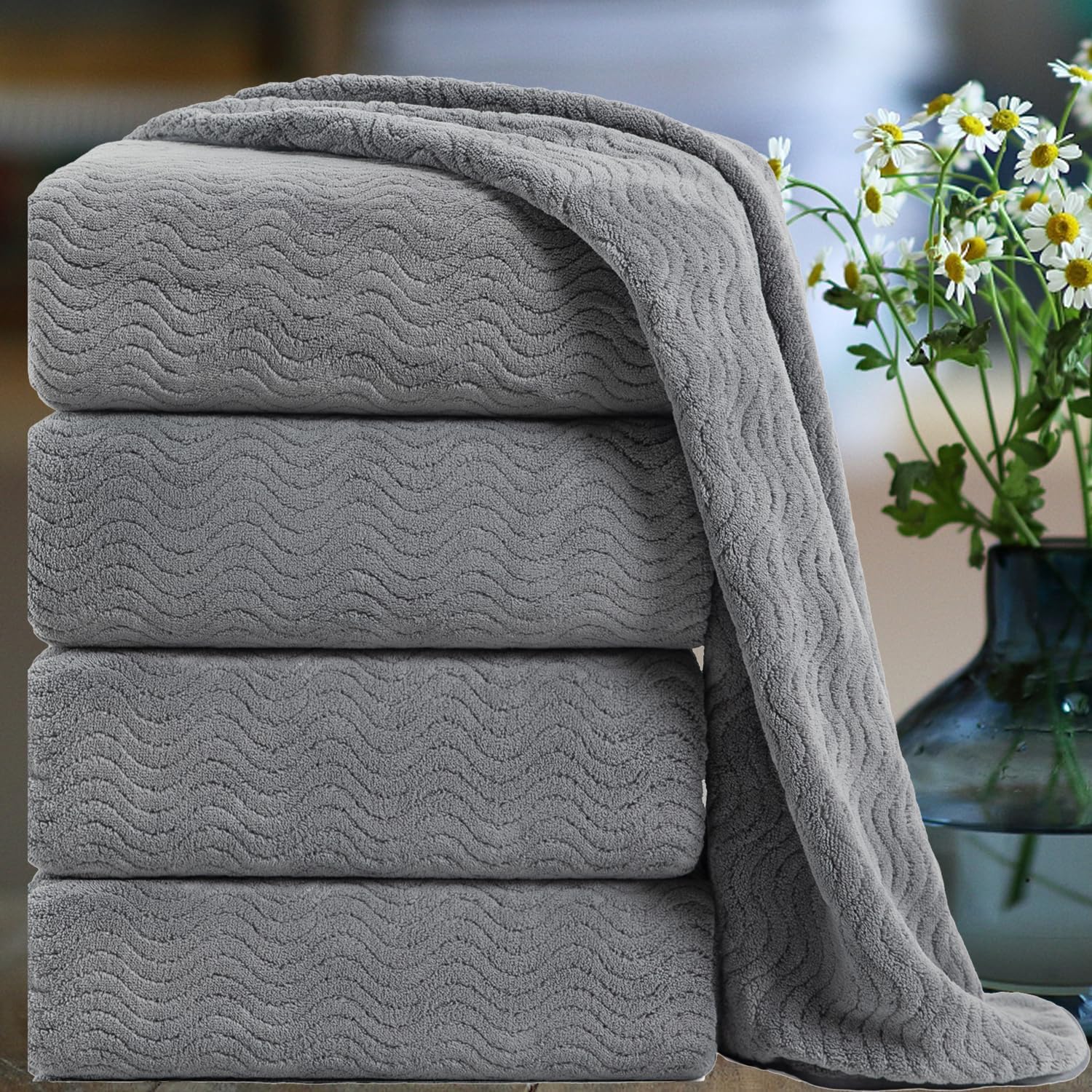 Smuge Ultra Soft Microfiber Bath Towel Set of 4