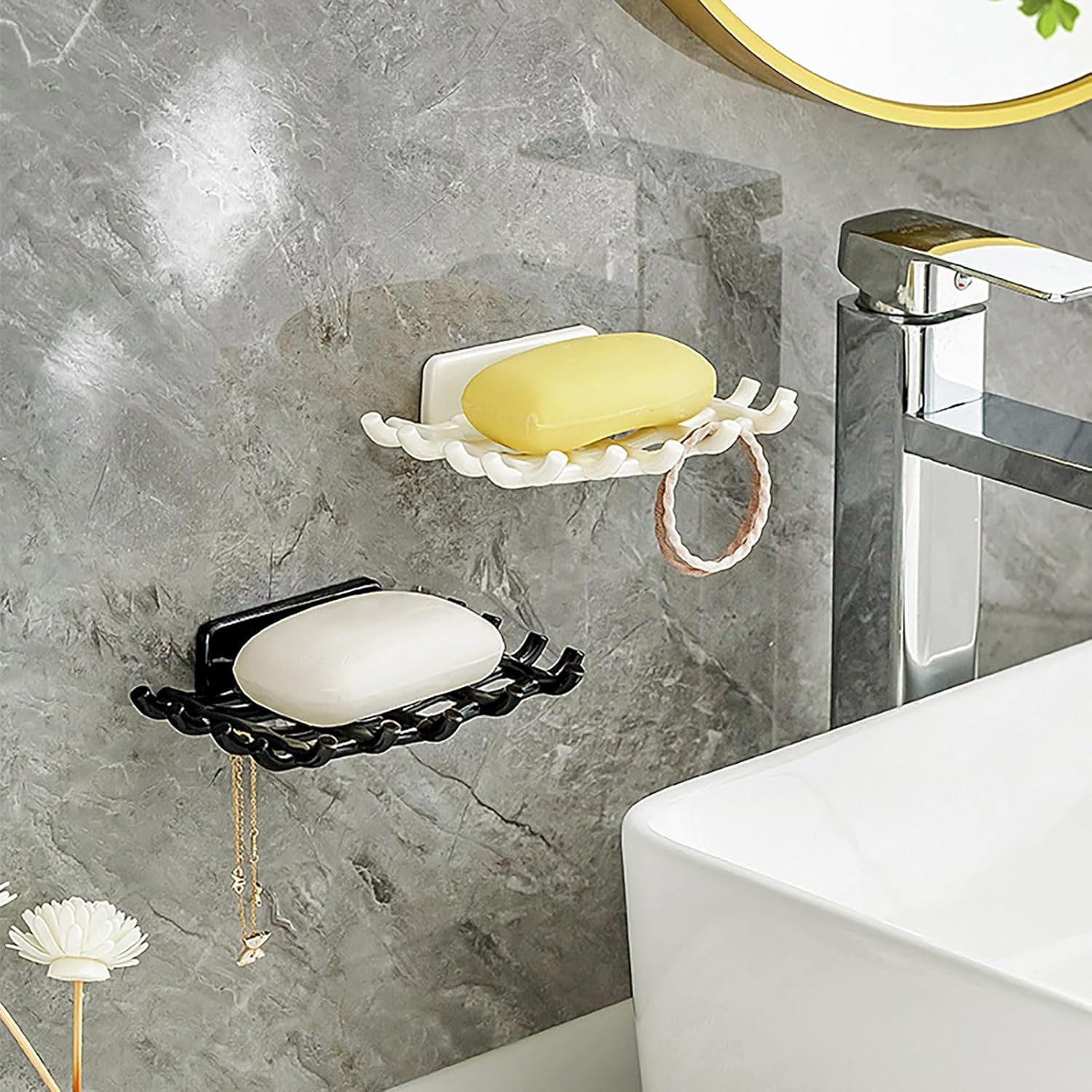 Qinlenyan Self-Draining Soap Dish Towel Hanging Rack with Multi Hooks