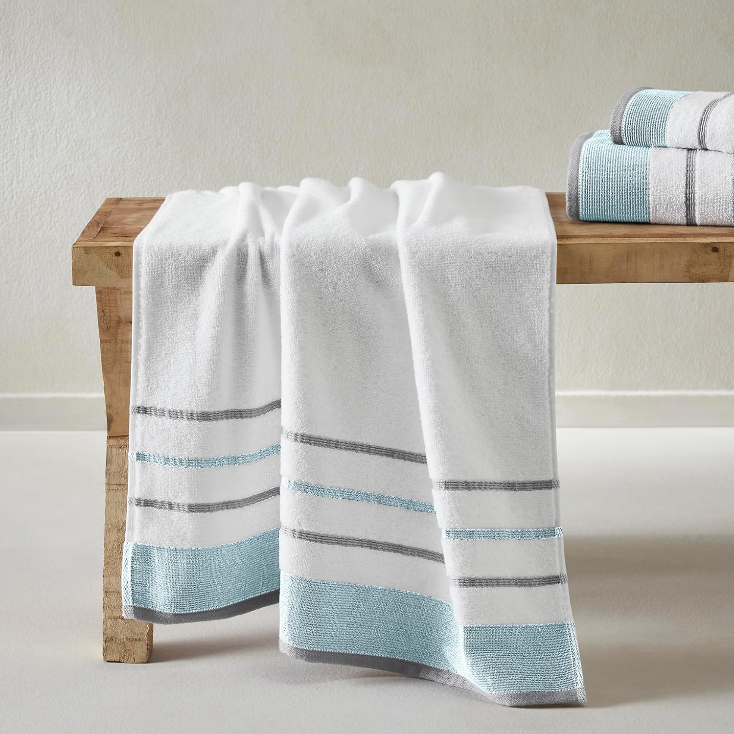 Great Bay Home Decorative Bath Towel Set 4 Pack
