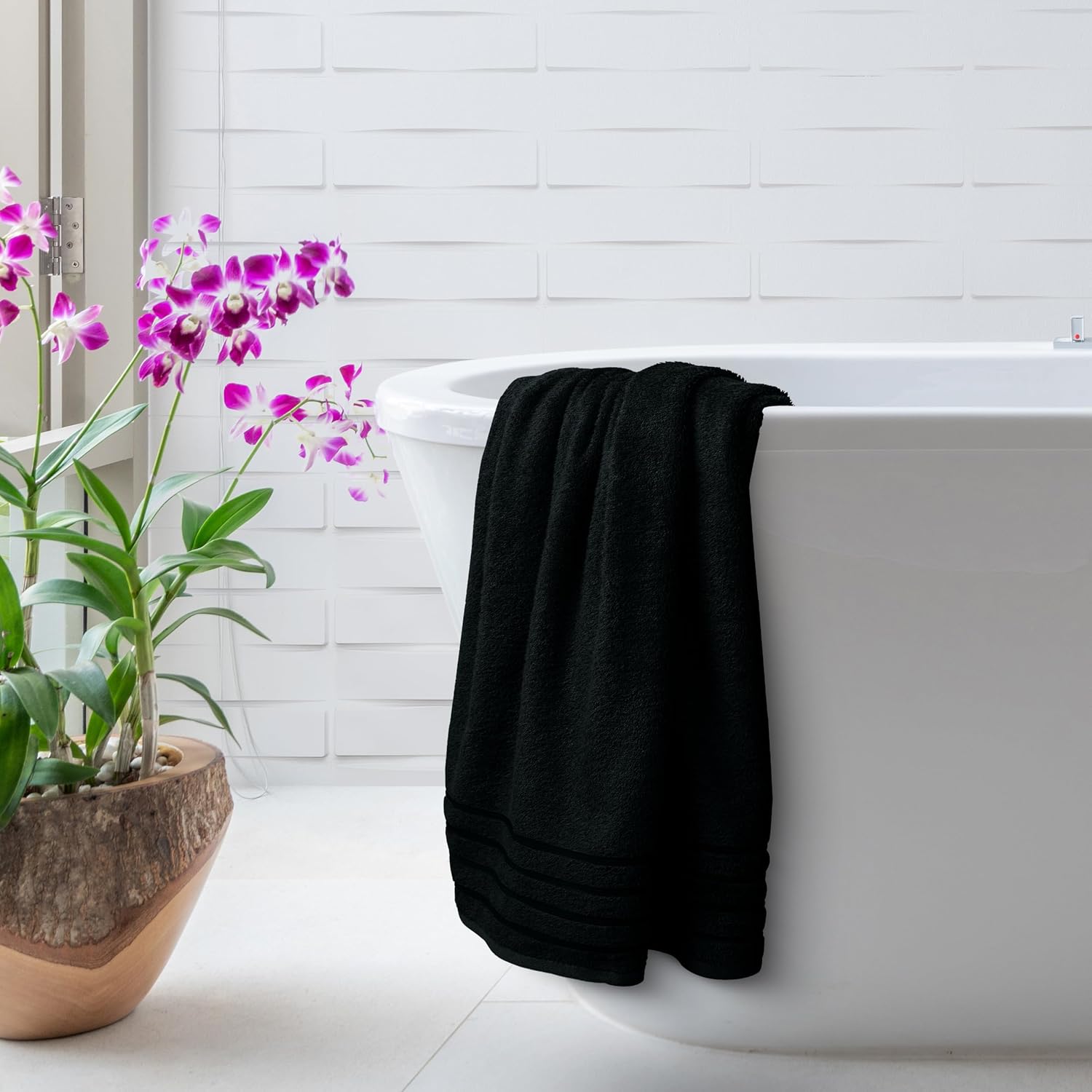Avalon Towels Set of 4 30 x 60 Inches Soft Bath Towels Black