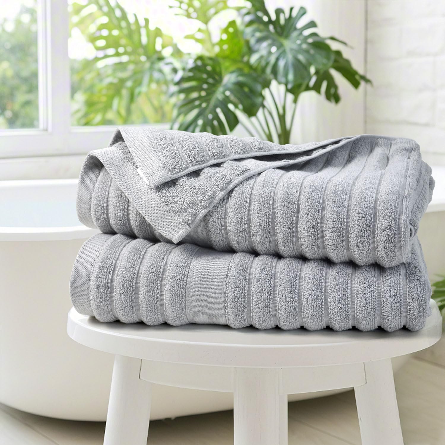 Jacquotha Light Grey Bath Towels 2 Pack
