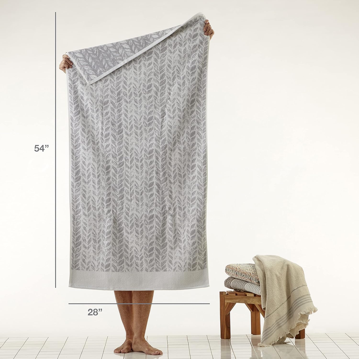SKL Home Distressed Leaves Bath Towel Gray 28x54 1