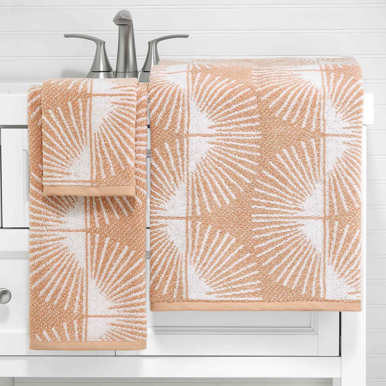 Nicole Miller - Set of 2 Bath Towels Soft Absorbent Cotton